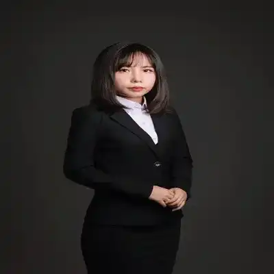 黄莉颖